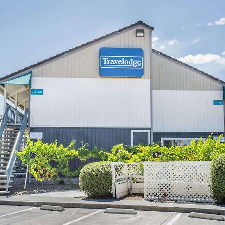 Travelodge By Wyndham Fairfield/Napa Valley Dış mekan fotoğraf