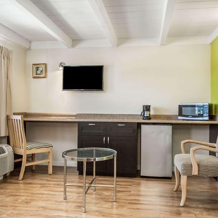 Travelodge By Wyndham Fairfield/Napa Valley Dış mekan fotoğraf