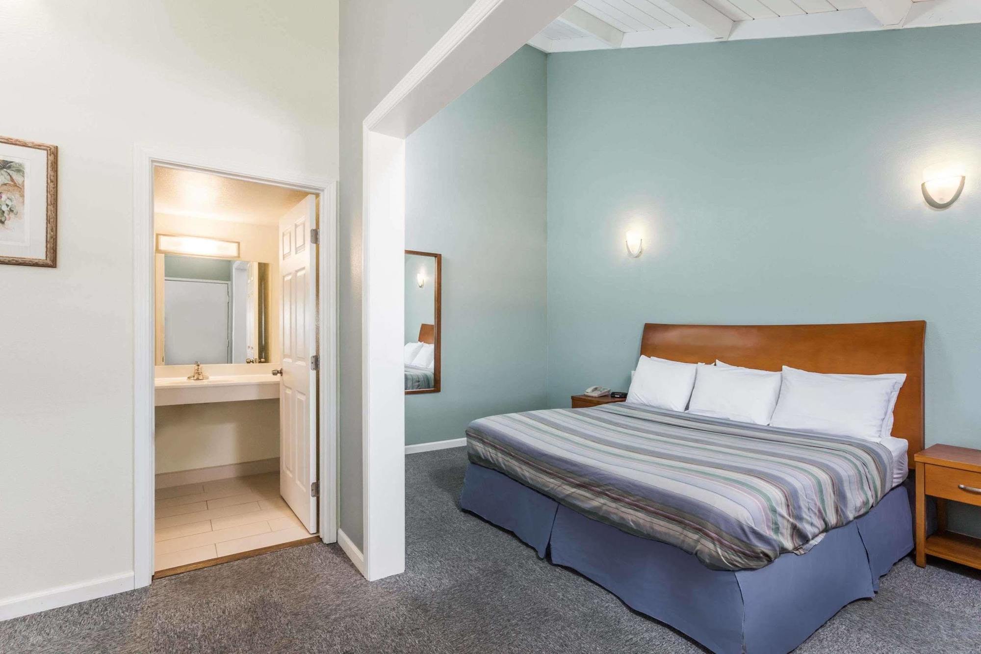 Travelodge By Wyndham Fairfield/Napa Valley Dış mekan fotoğraf