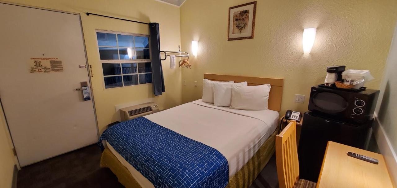 Travelodge By Wyndham Fairfield/Napa Valley Dış mekan fotoğraf